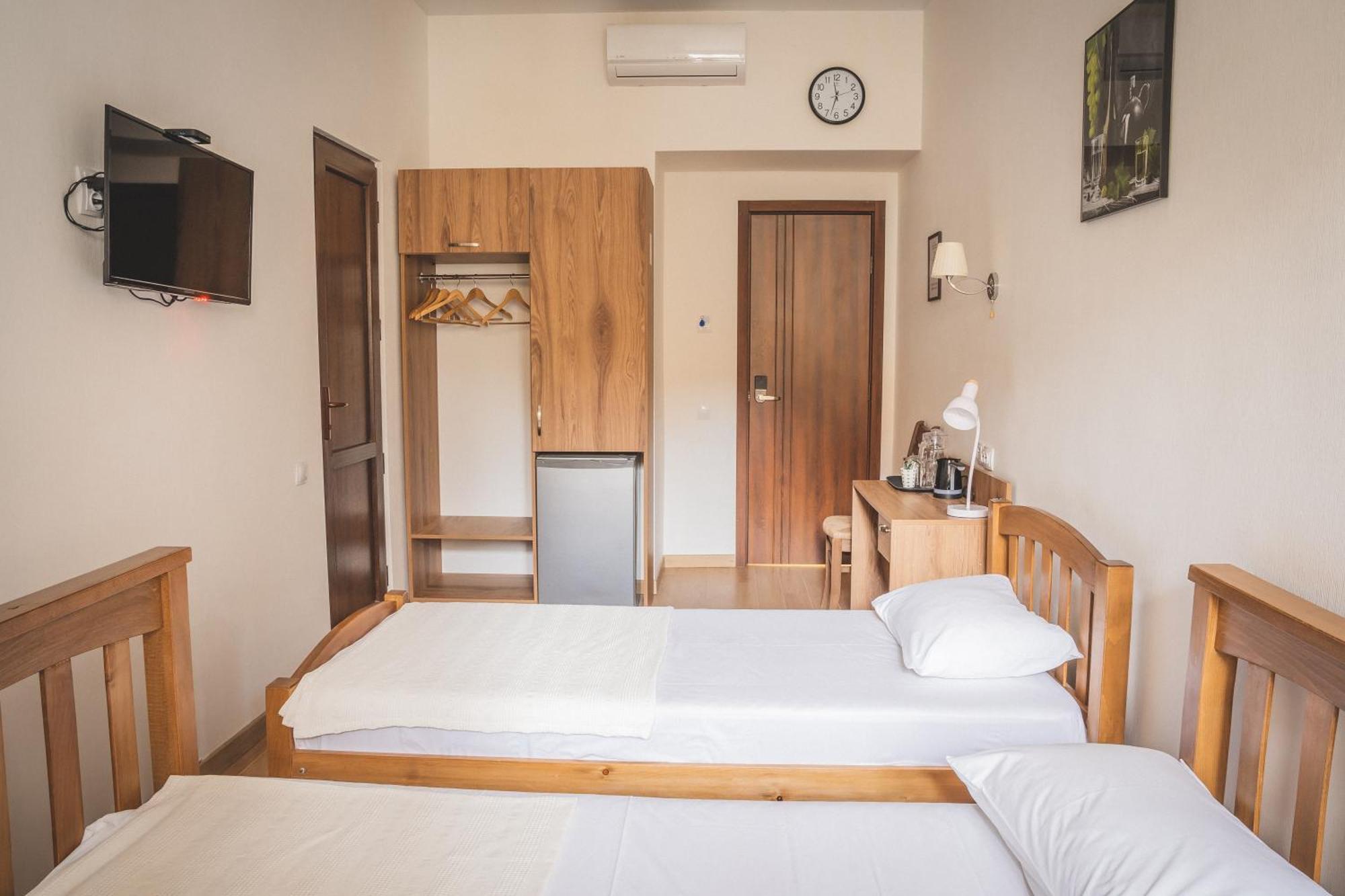 Hh Hotel ティビリシ エクステリア 写真
